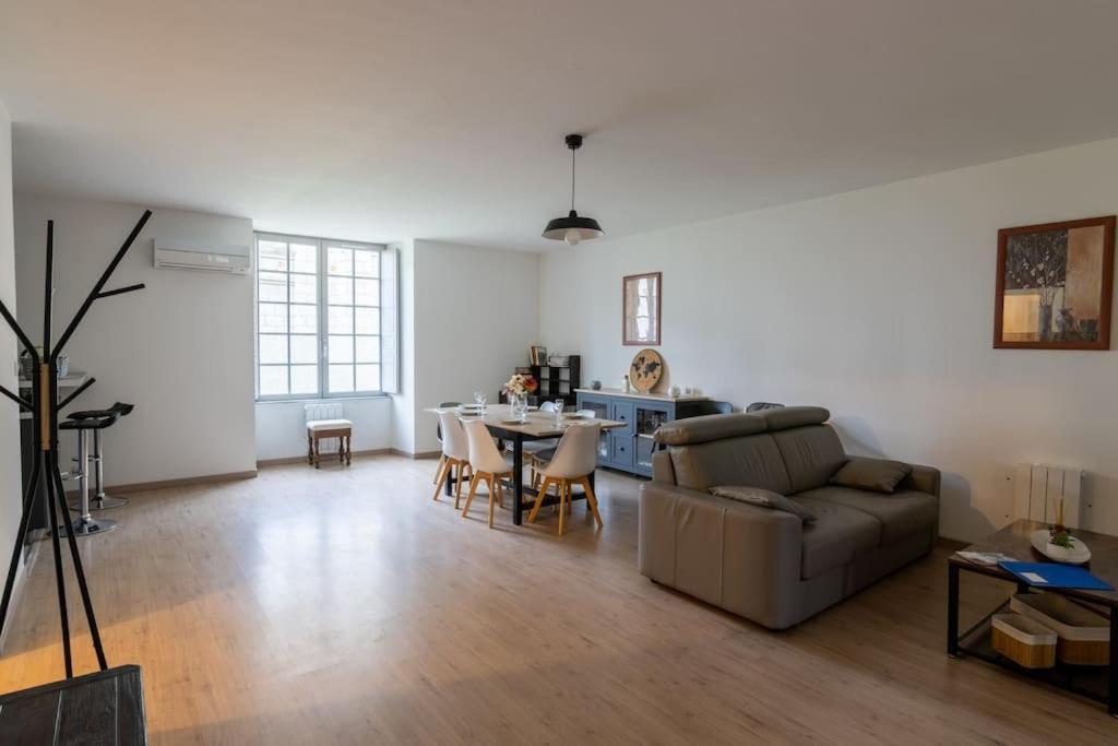Superbe Appartement ソミュール エクステリア 写真